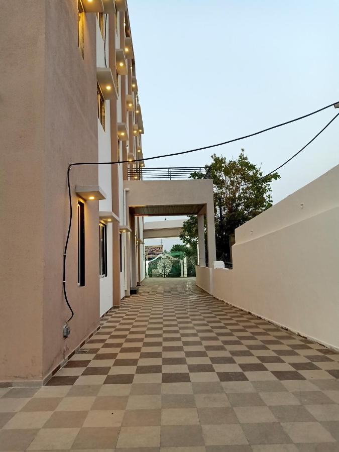 Sun Stone Hotel & Club - Jawai Sheoganj Luaran gambar