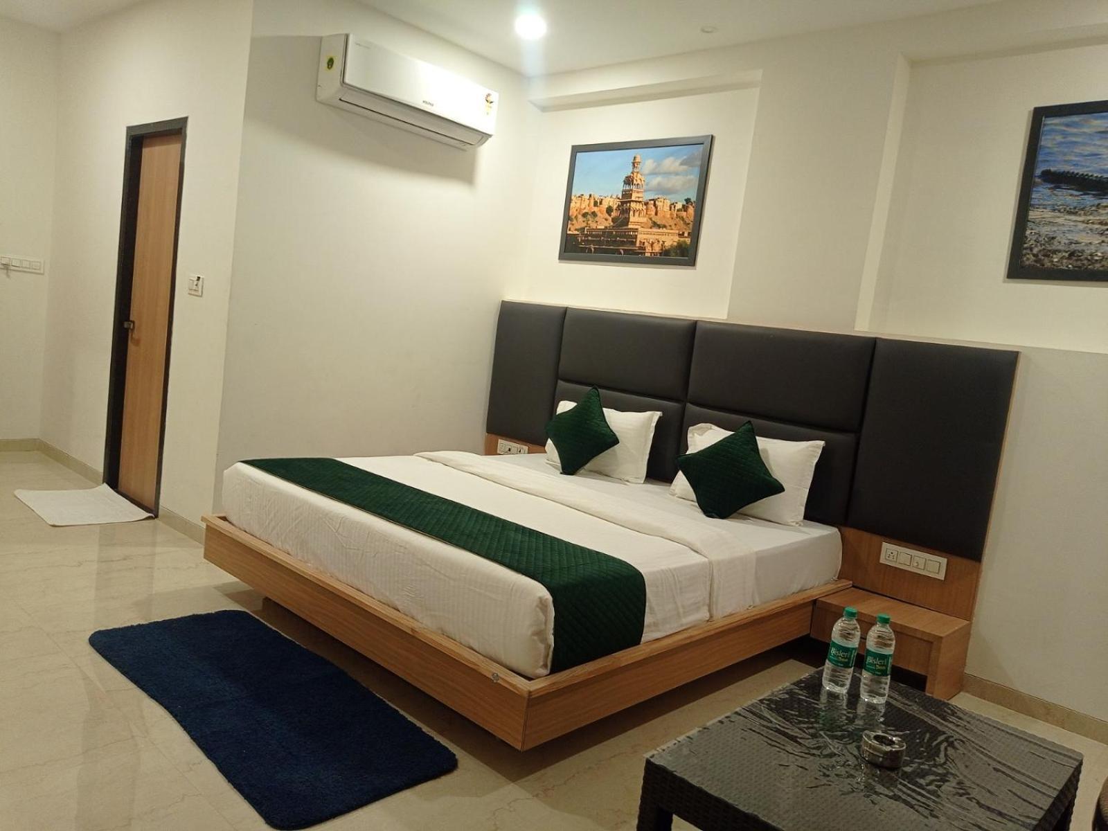 Sun Stone Hotel & Club - Jawai Sheoganj Luaran gambar